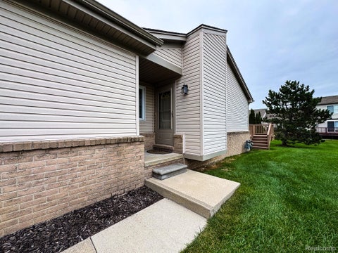 Photo for 53240 Glen Oak Drive