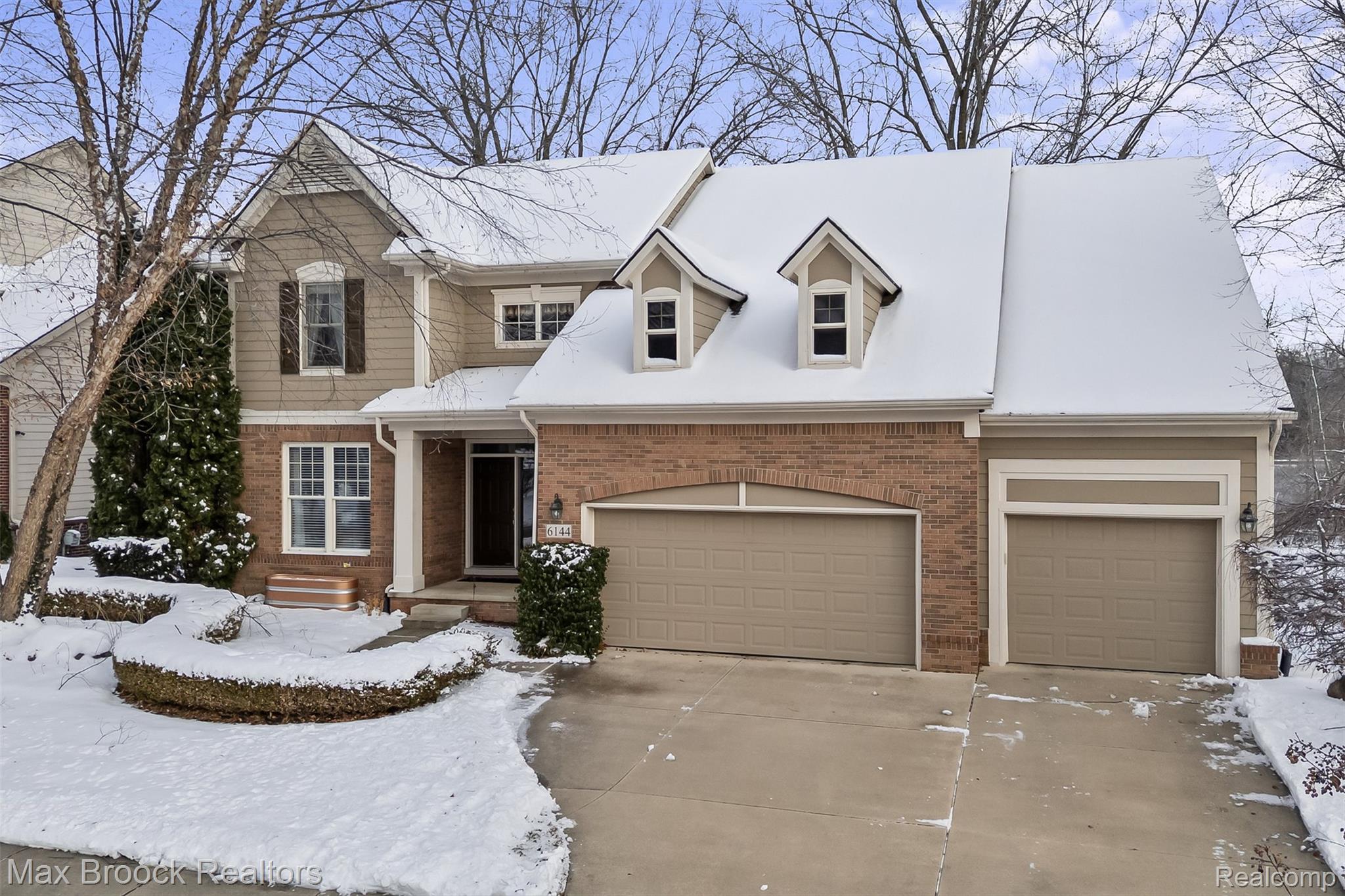 6144 Strawberry Circle