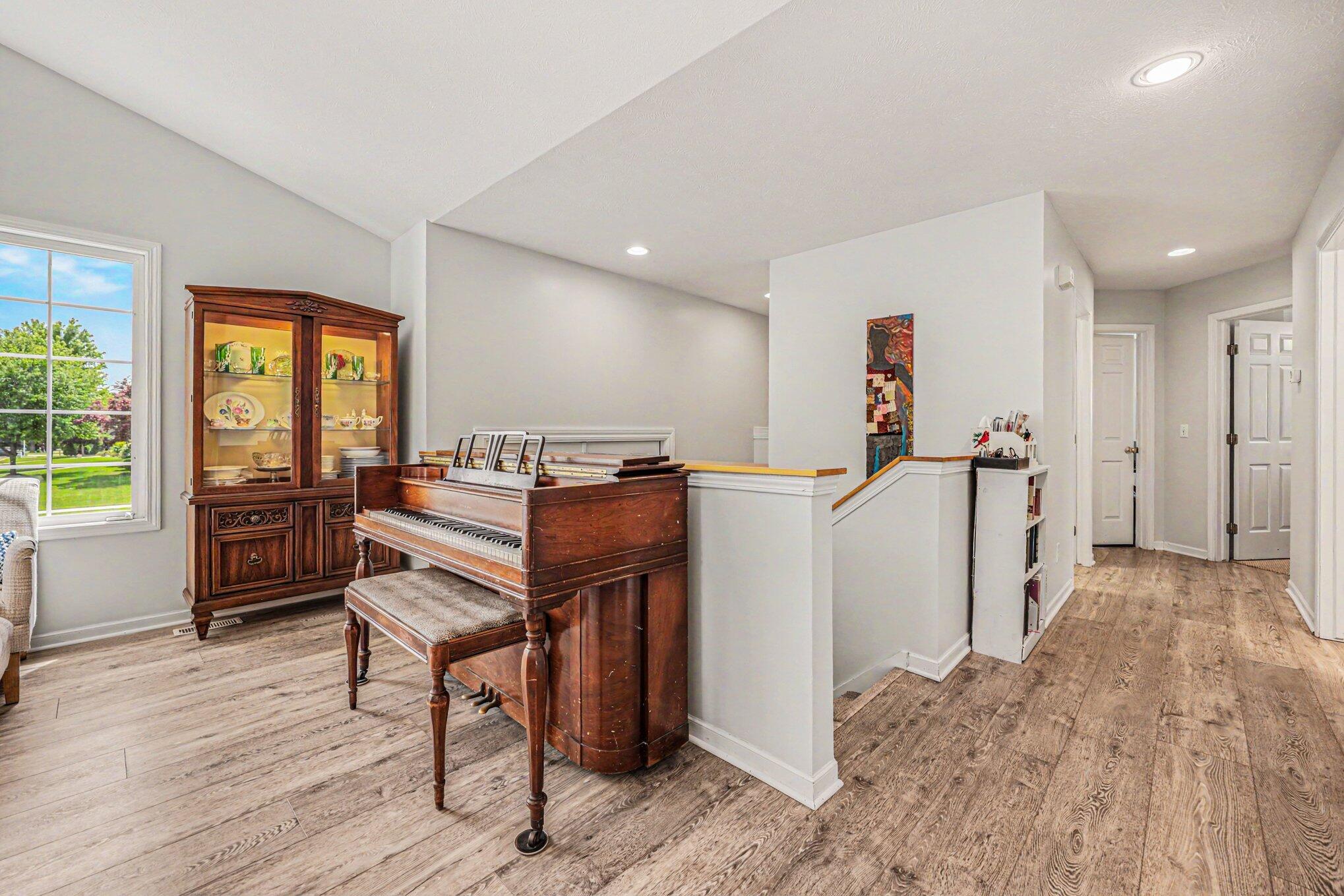 2114 Arbor Court
