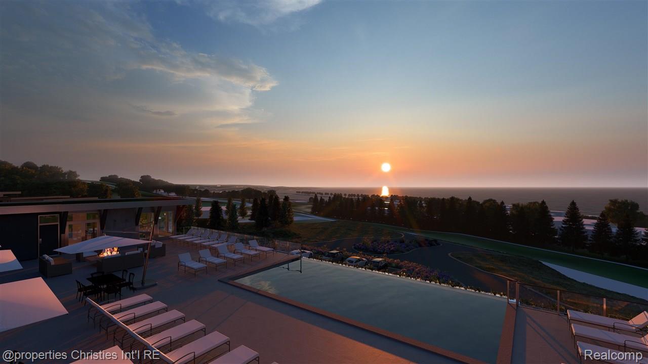 3575 Charlevoix Avenue 26