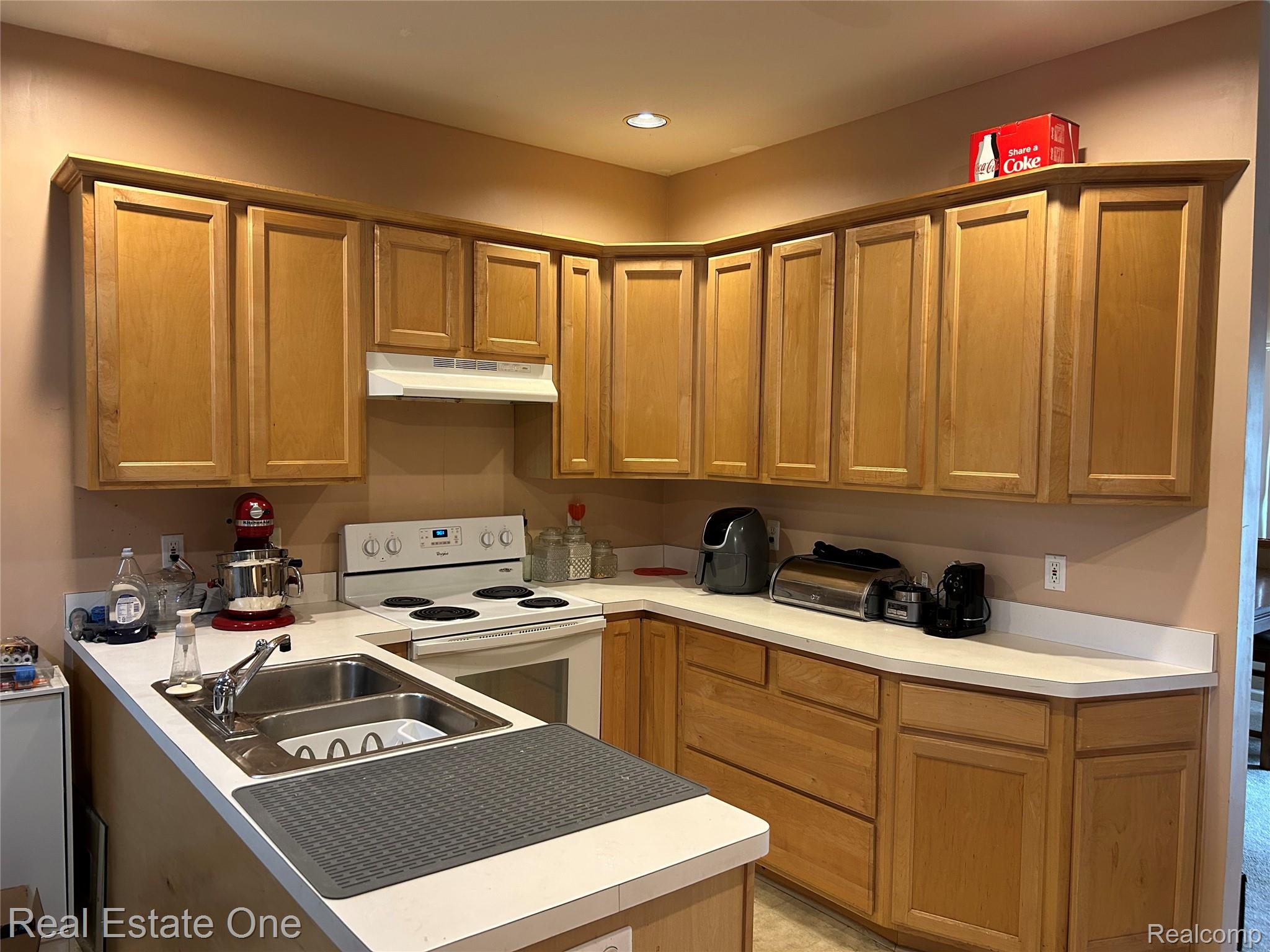 19130 W 11 Mile Road 6