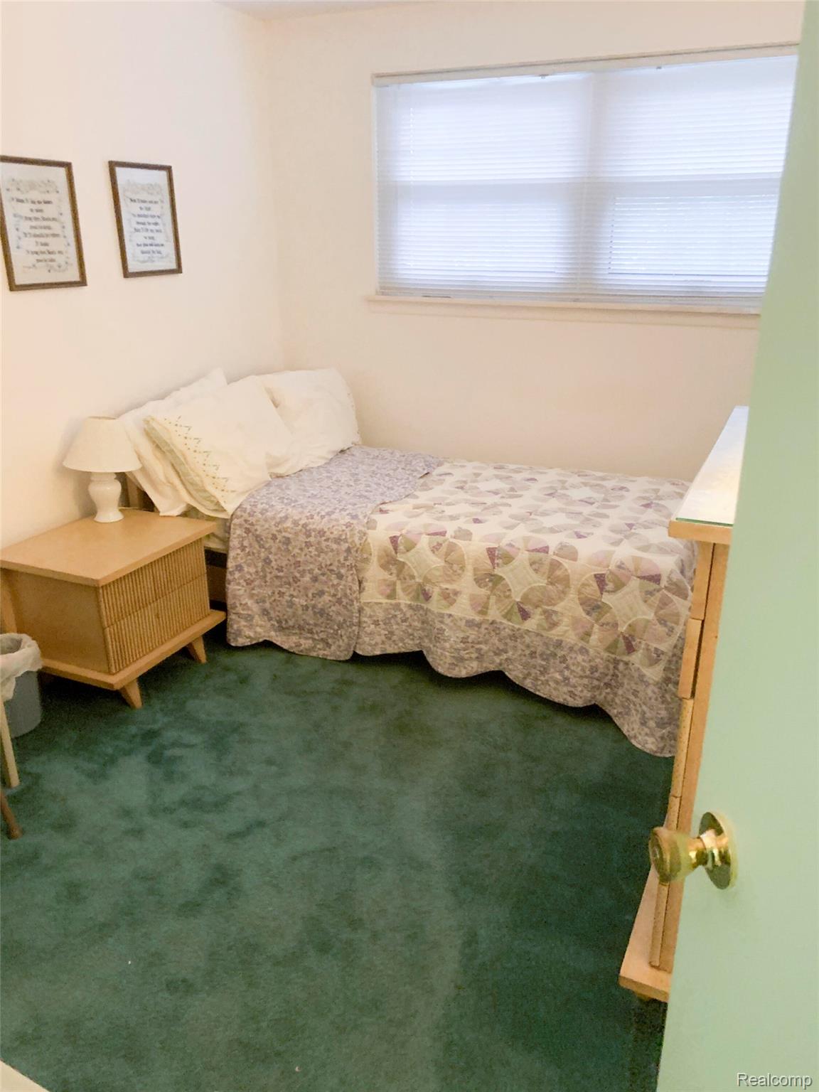 20295 Silver Spring Drive