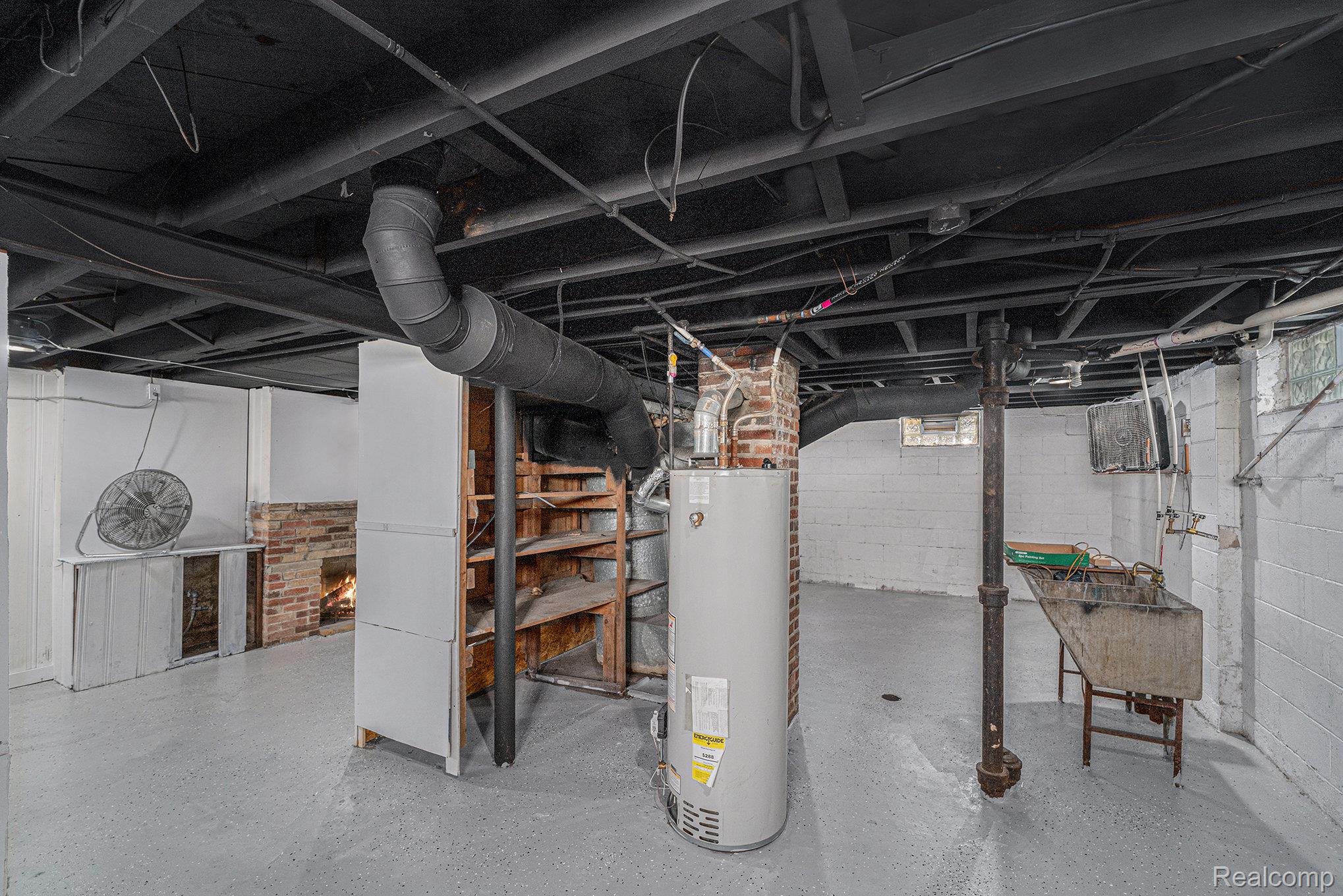 Detroit City, Michigan 48219, United States, 2 Bedrooms Bedrooms, ,1 BathroomBathrooms,Residential,Pending,192655