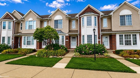 35058 Windsor Drive New Baltimore City MI 48047