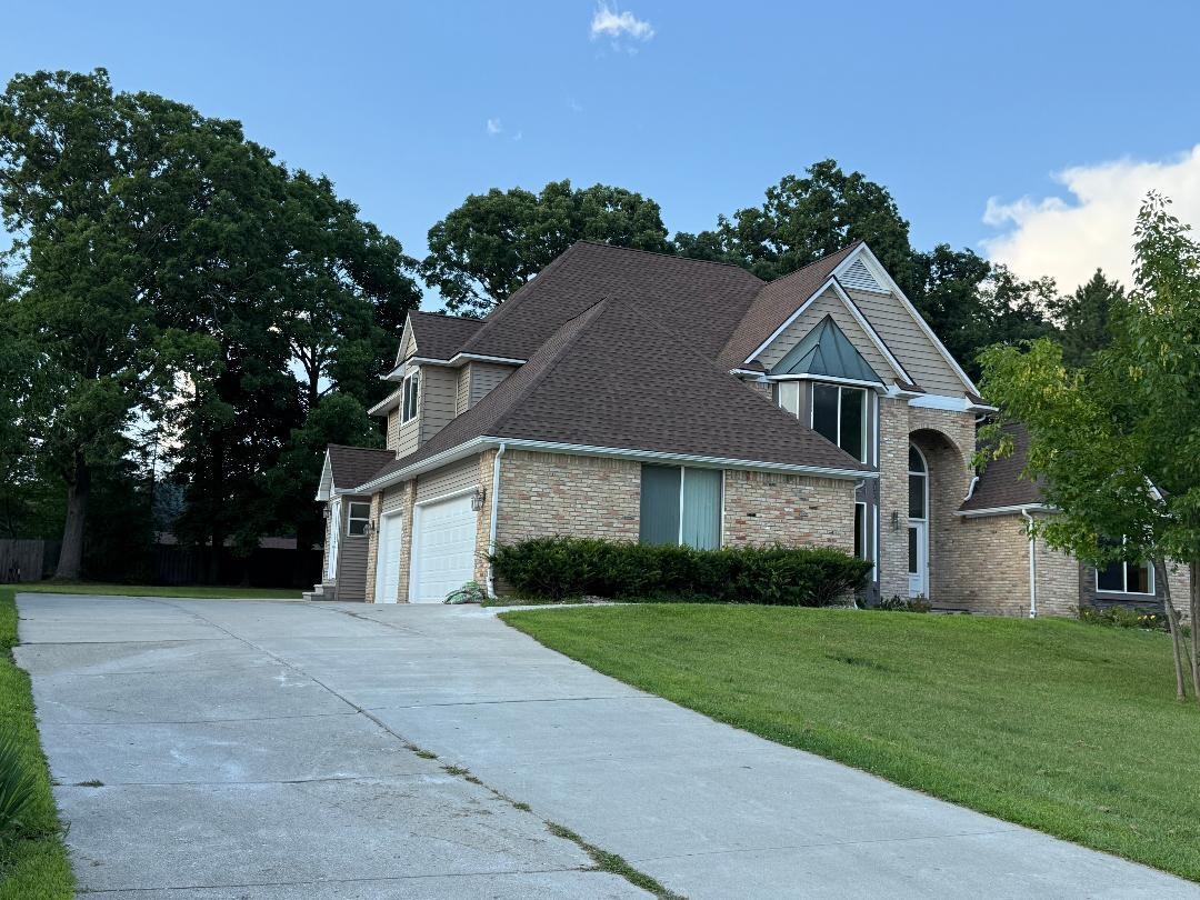 1217 KINGS CARRIAGE Road