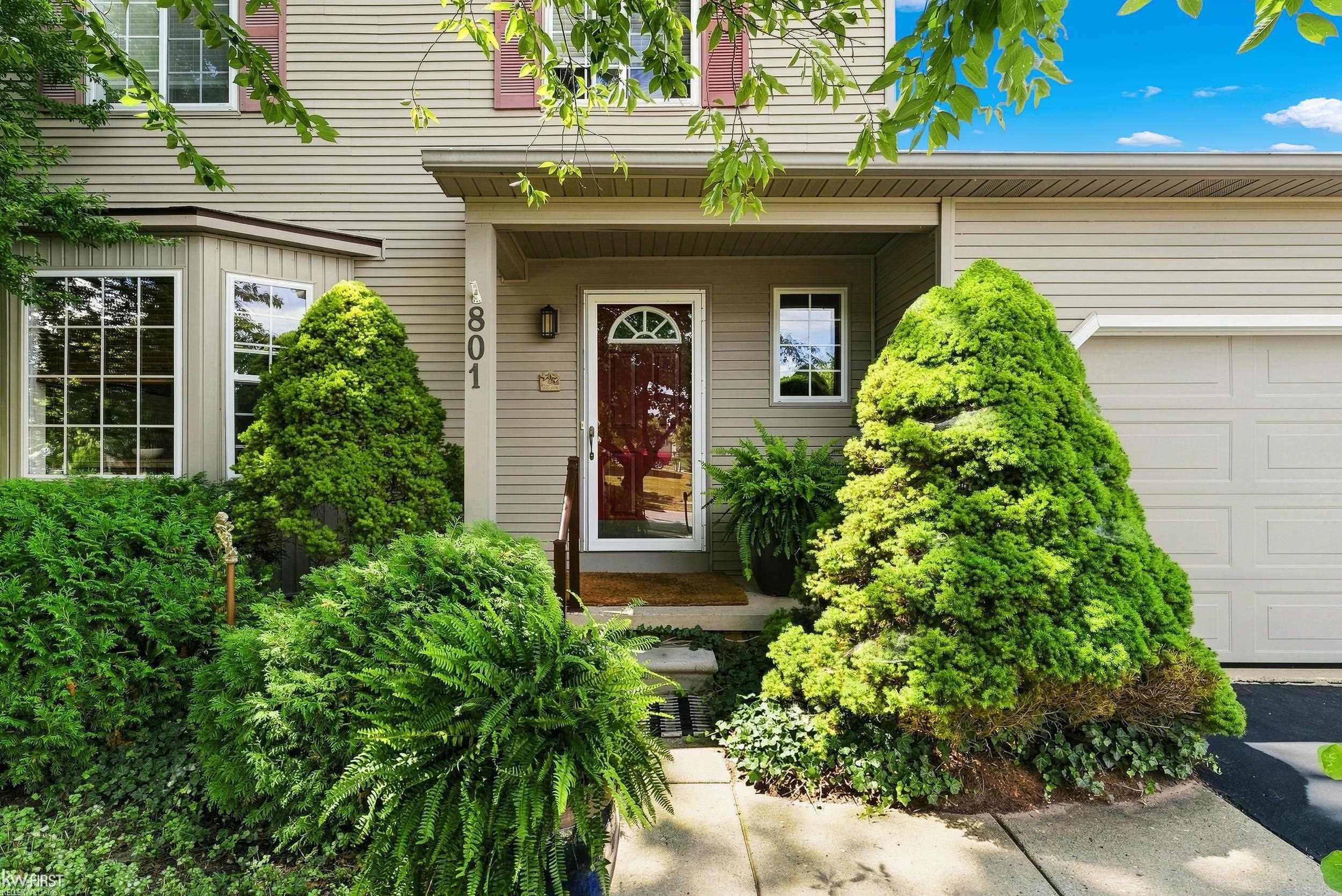 801 Eagle Heights Drive