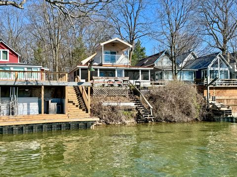 2284 TOLEDO Street Fenton Charter Township MI 48430