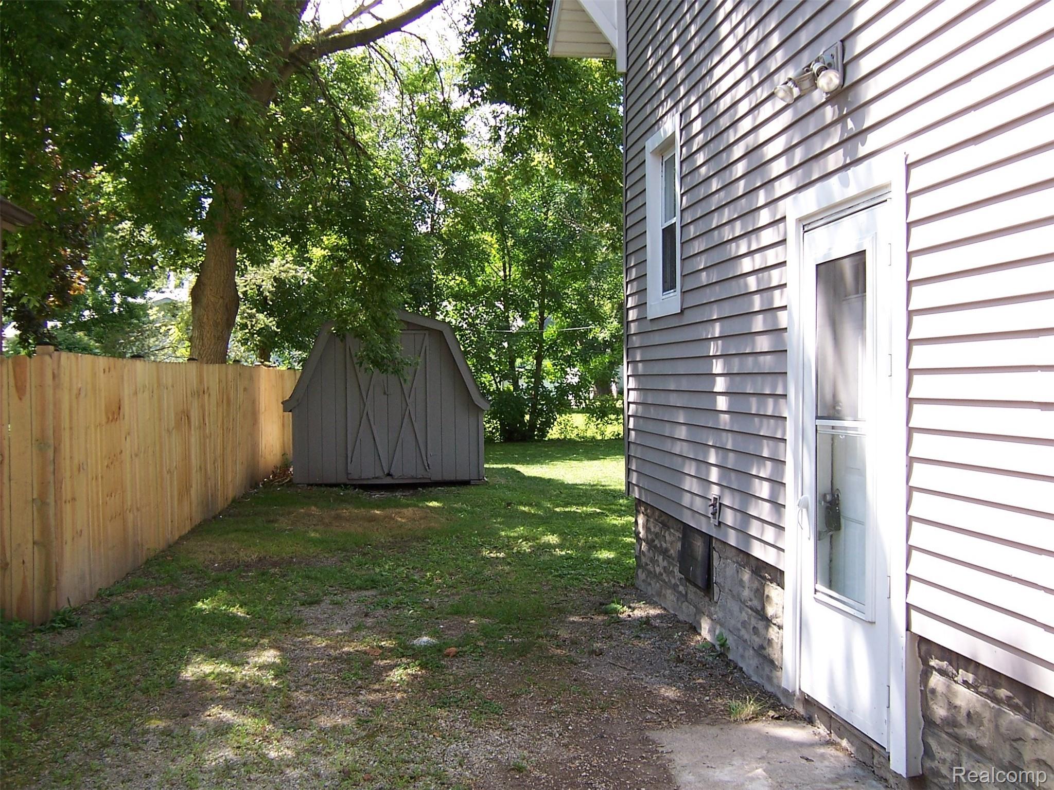 1518 Carleton Street