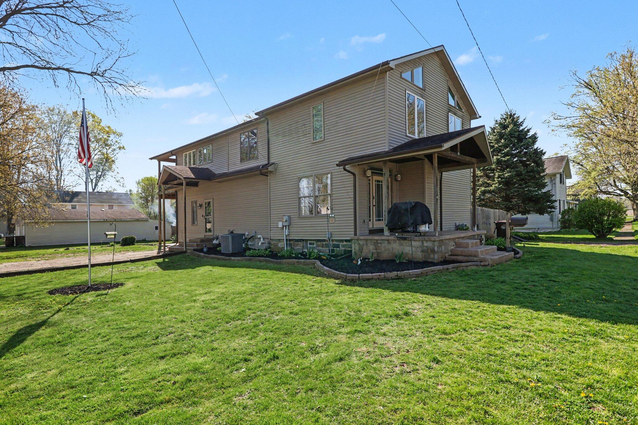 404 S Williams