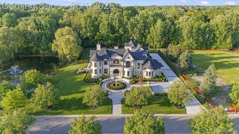 575 Chase Lane Bloomfield Hills City MI 48304