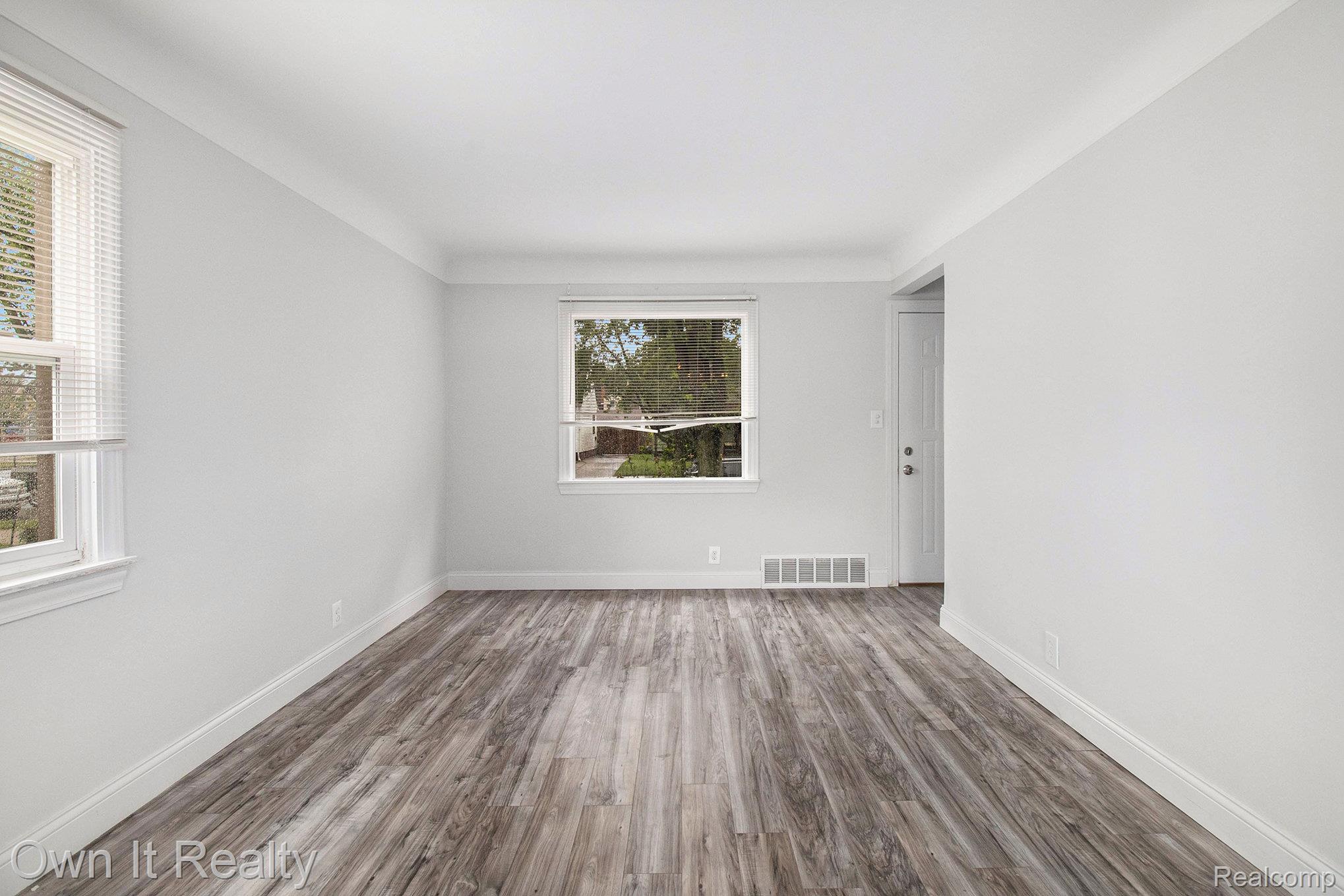2157 Thomas Street