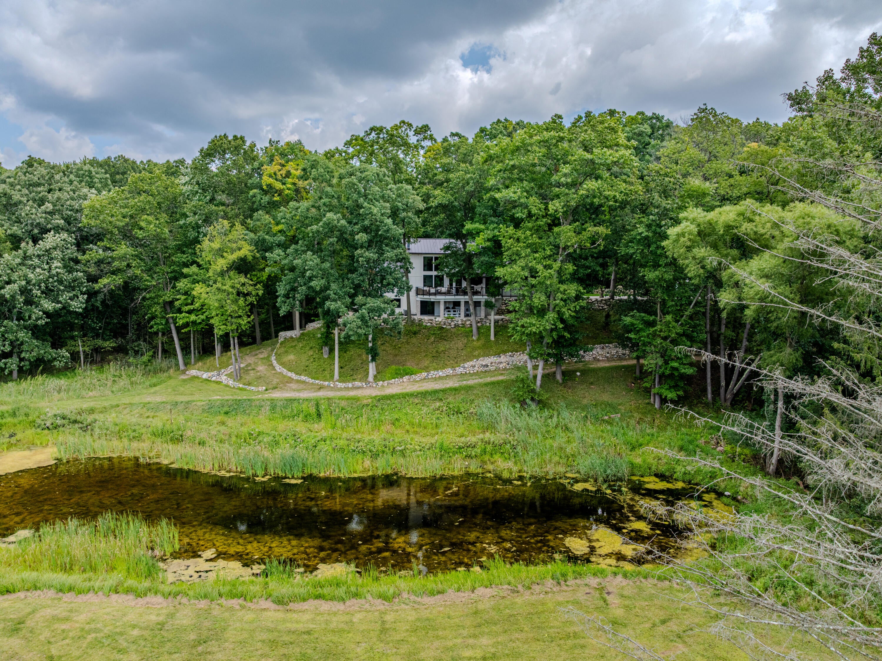7373 Thornapple Dales Drive SE