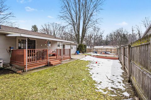 Tiny photo for 5541 Bonnie Avenue SE, Kentwood City, MI 49508 (MLS # 65026005968)