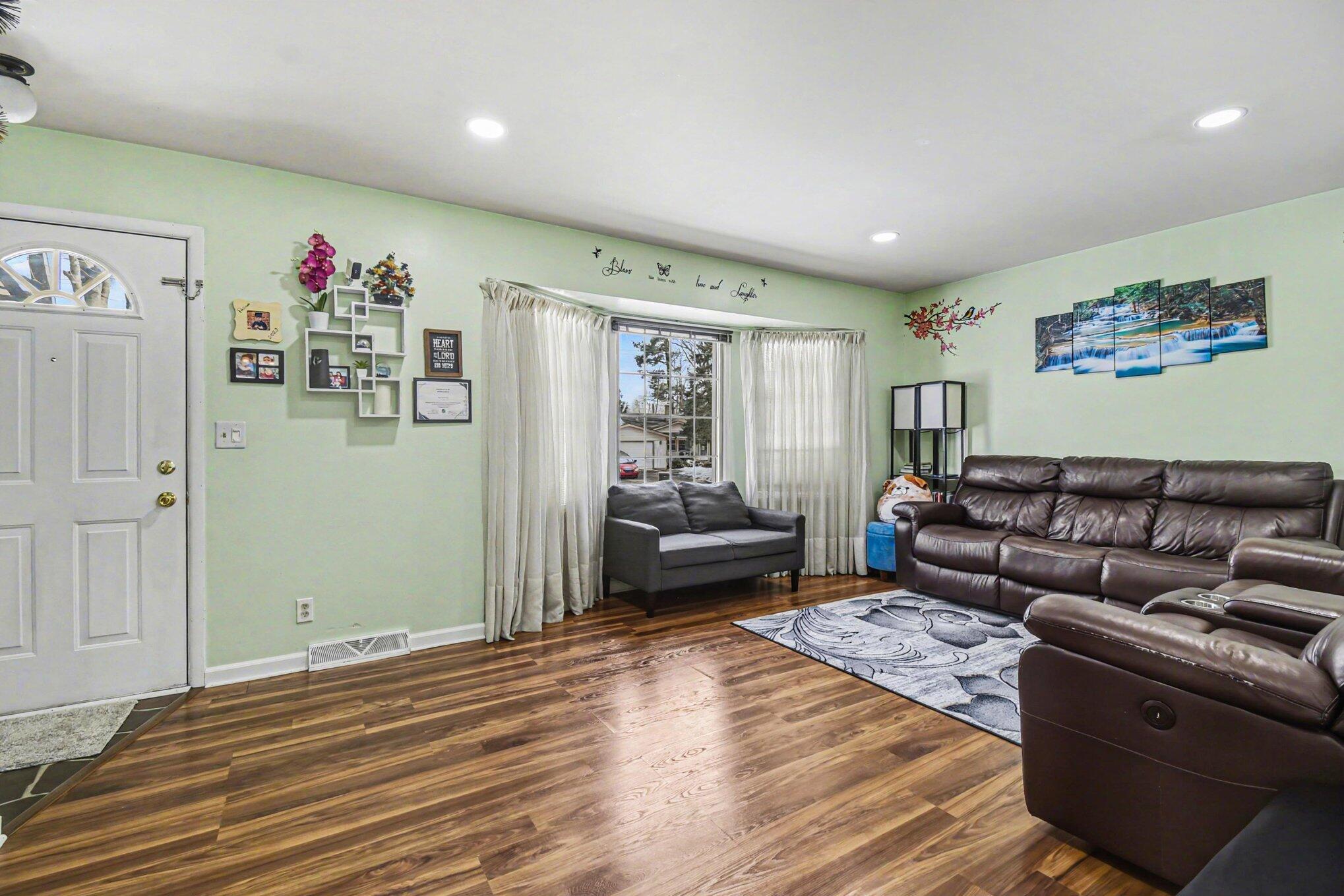 5541 Bonnie Avenue SE