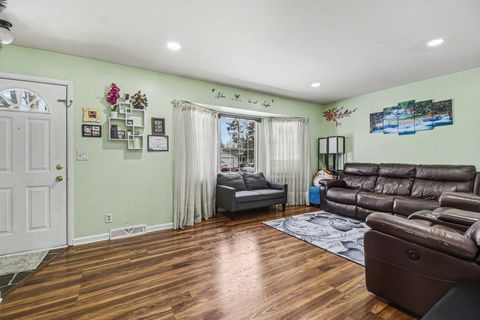 Tiny photo for 5541 Bonnie Avenue SE, Kentwood City, MI 49508 (MLS # 65026005968)