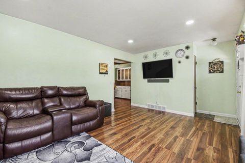 Tiny photo for 5541 Bonnie Avenue SE, Kentwood City, MI 49508 (MLS # 65026005968)