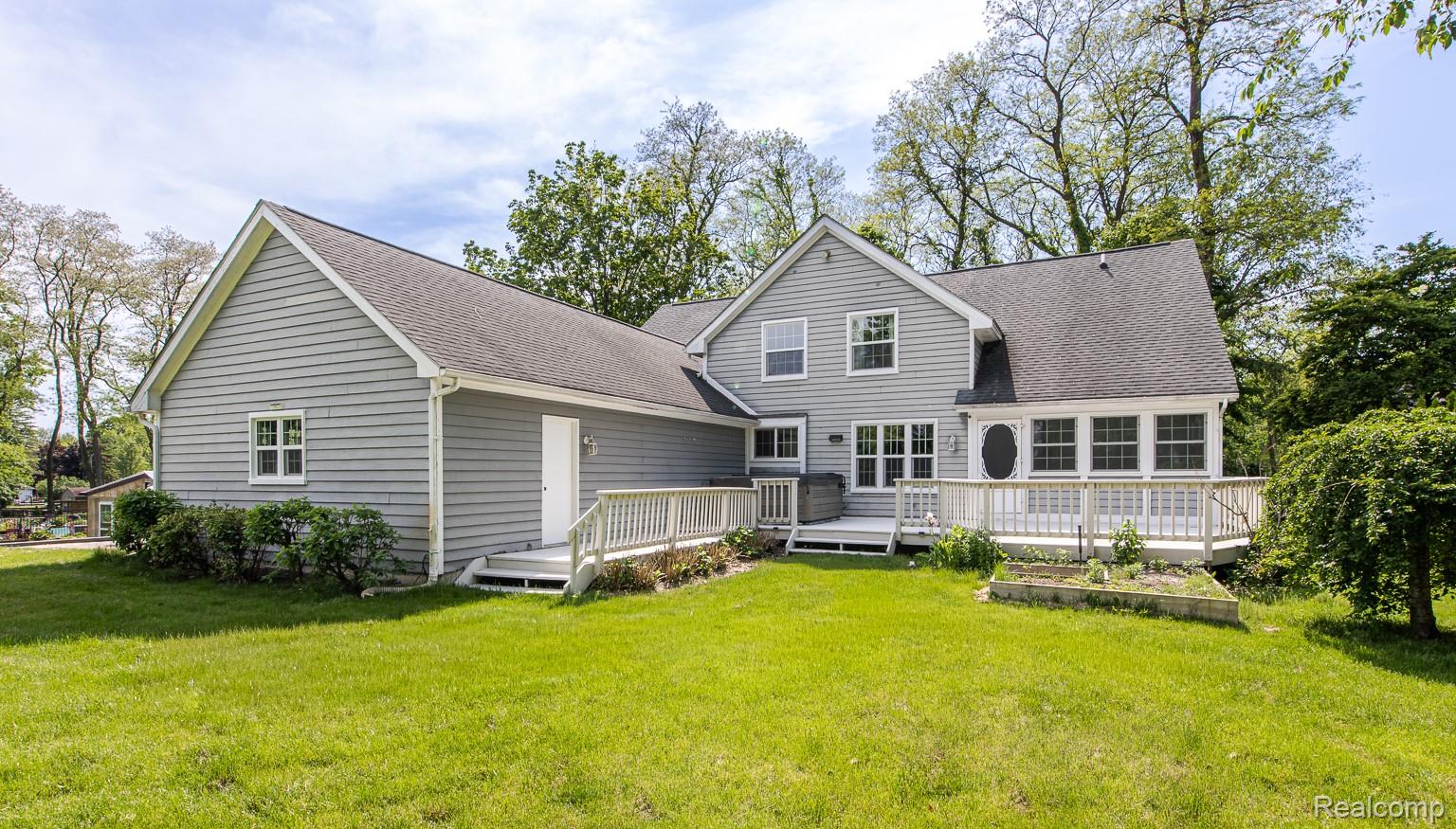 5020 Whitlow Court