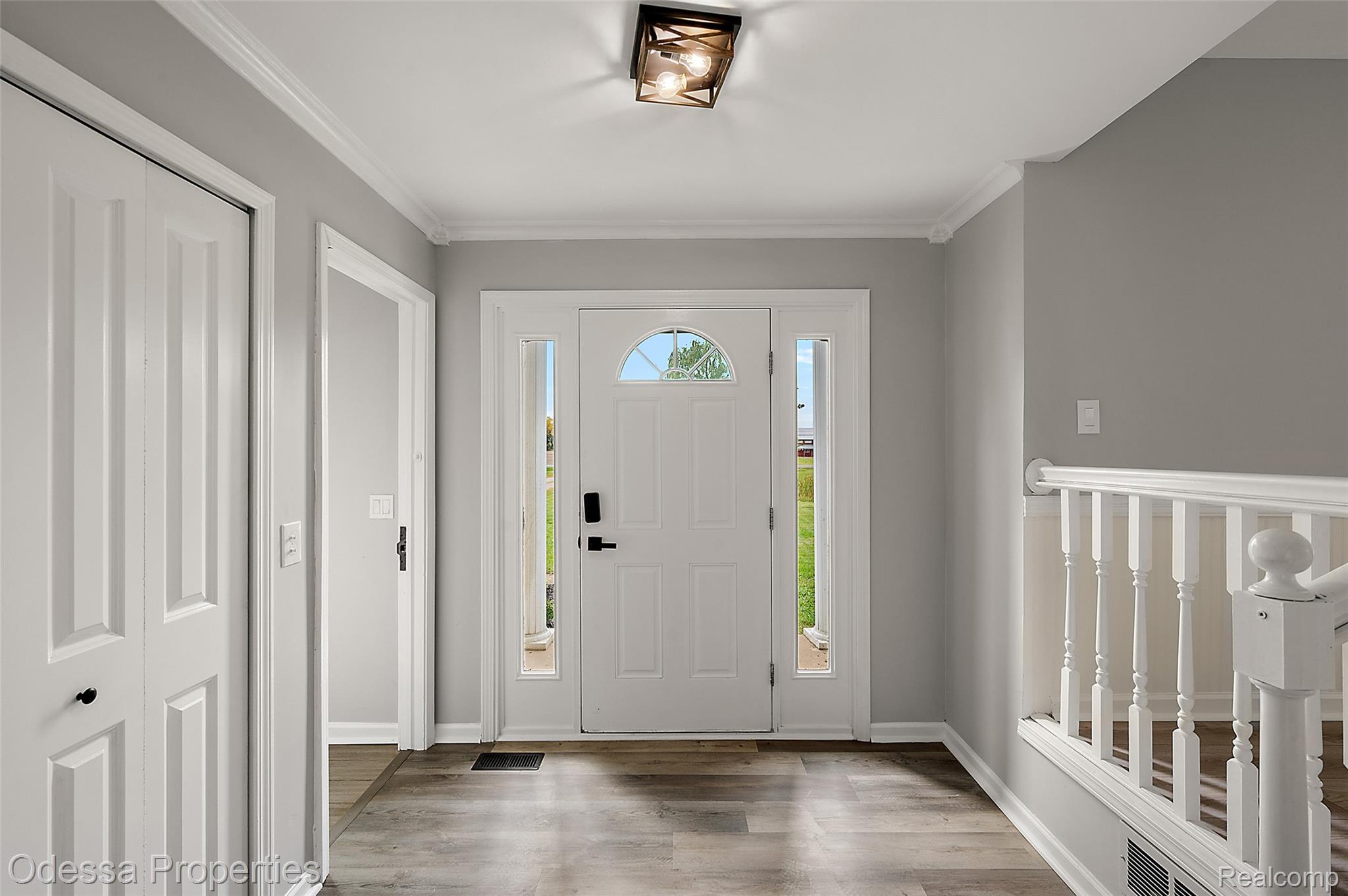 1442 RILEY CENTER Road