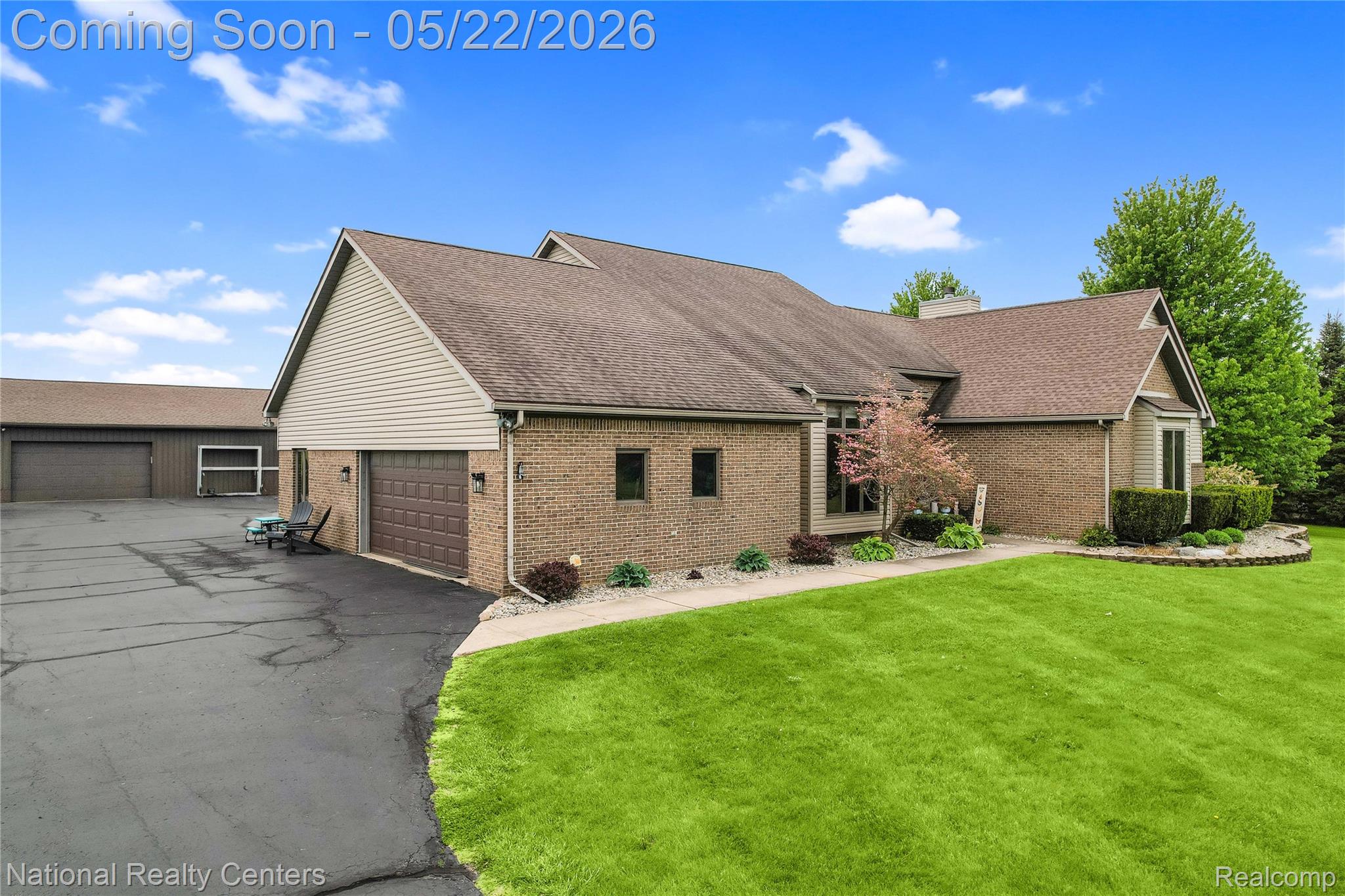 7535 Clinton Macon Road
