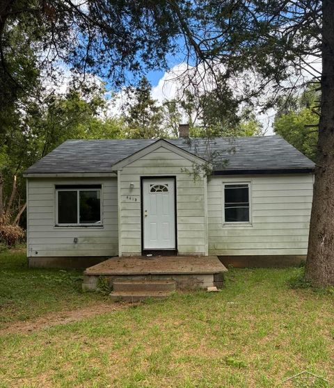 Photo of 4415 Hiland Street, Buena Vista Charter Township, MI 48601 (MLS # 61050209138)