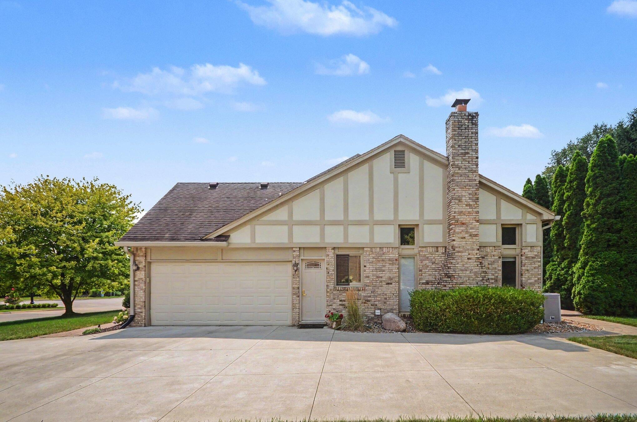 17107 Maple Hill Drive