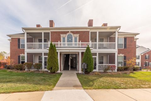1008 W Summerfield Glen Circle Scio Township MI 48103