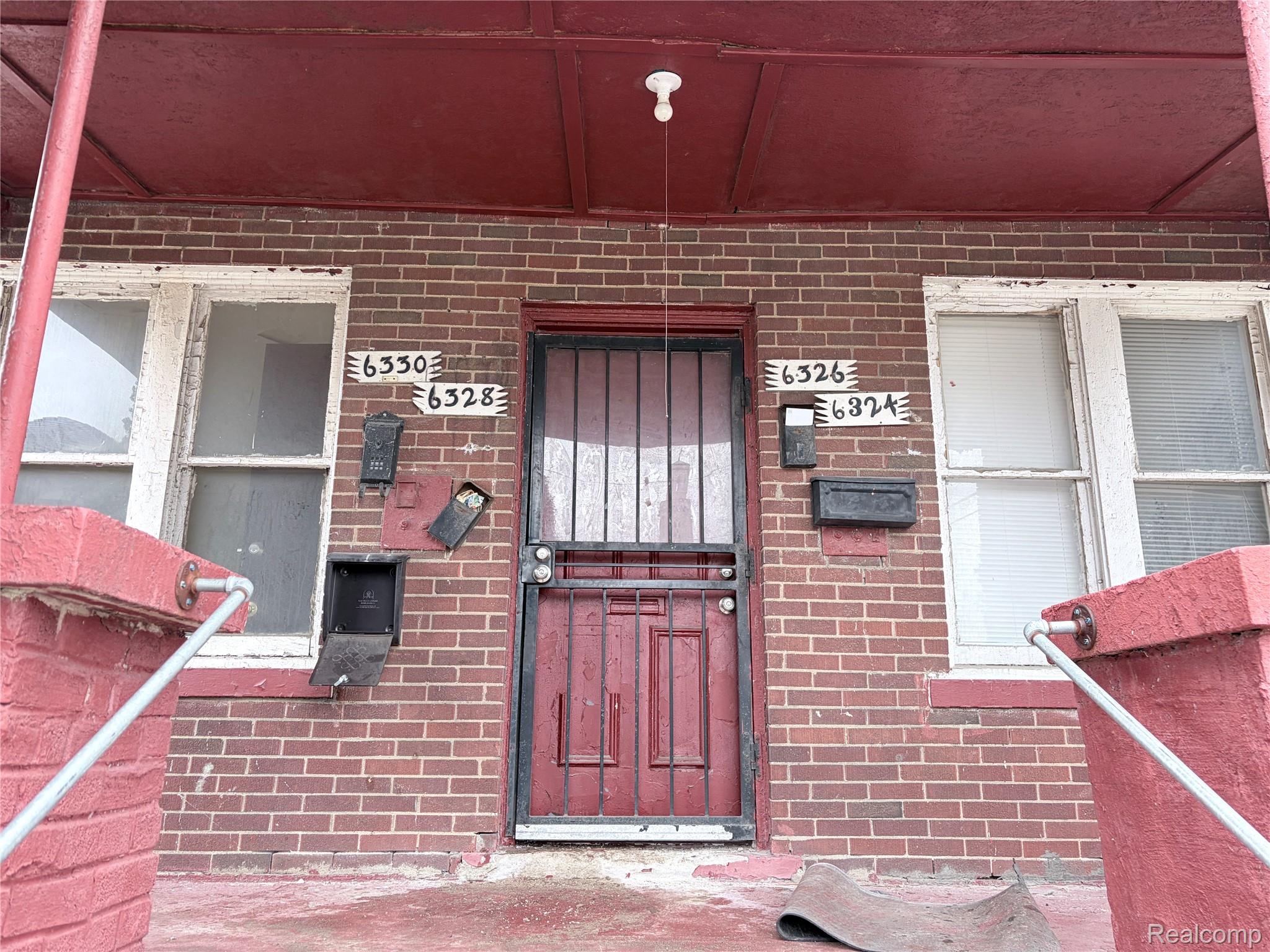 6324 Burlingame Street