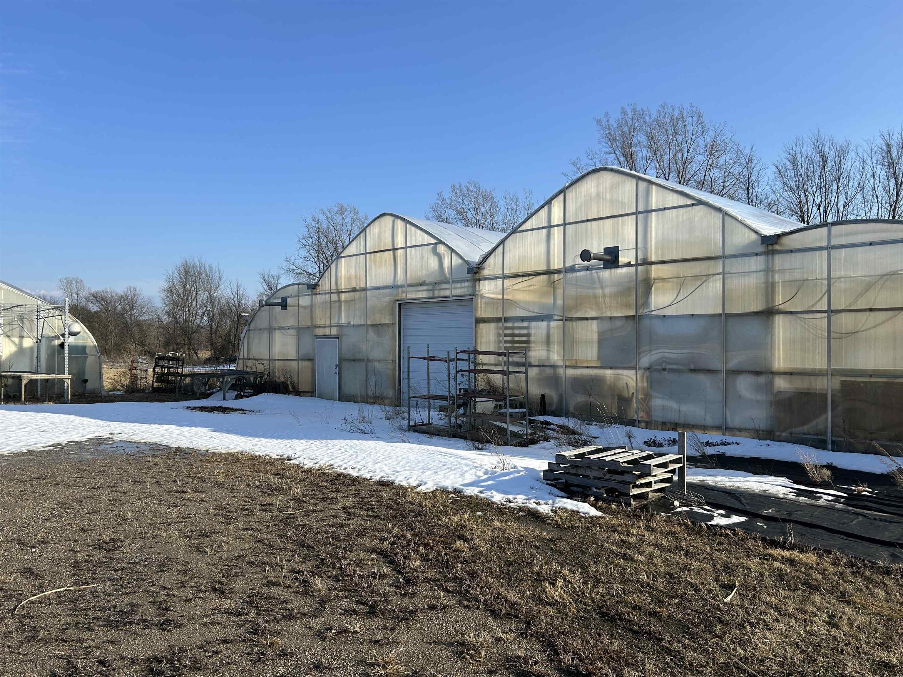 2755 S Hollister Road