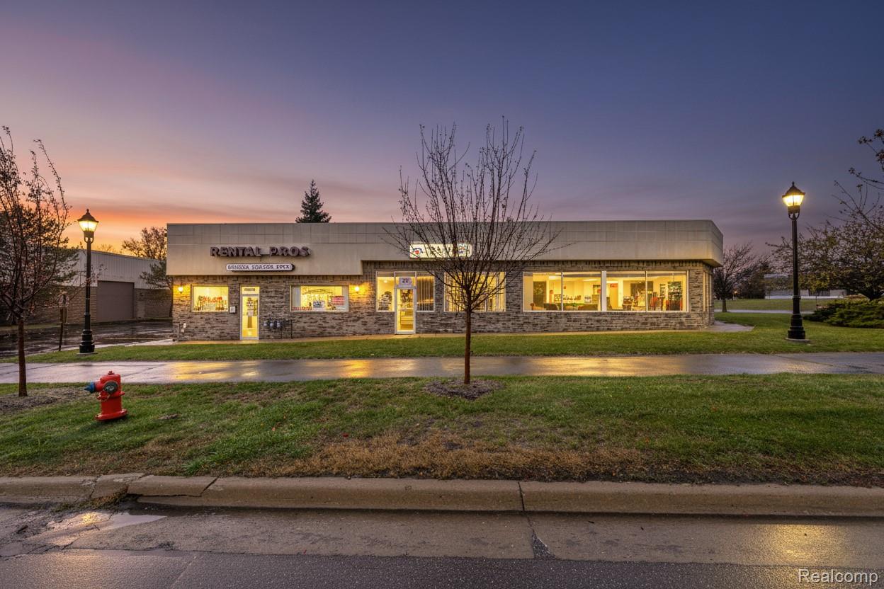 1989 N Opdyke Road A