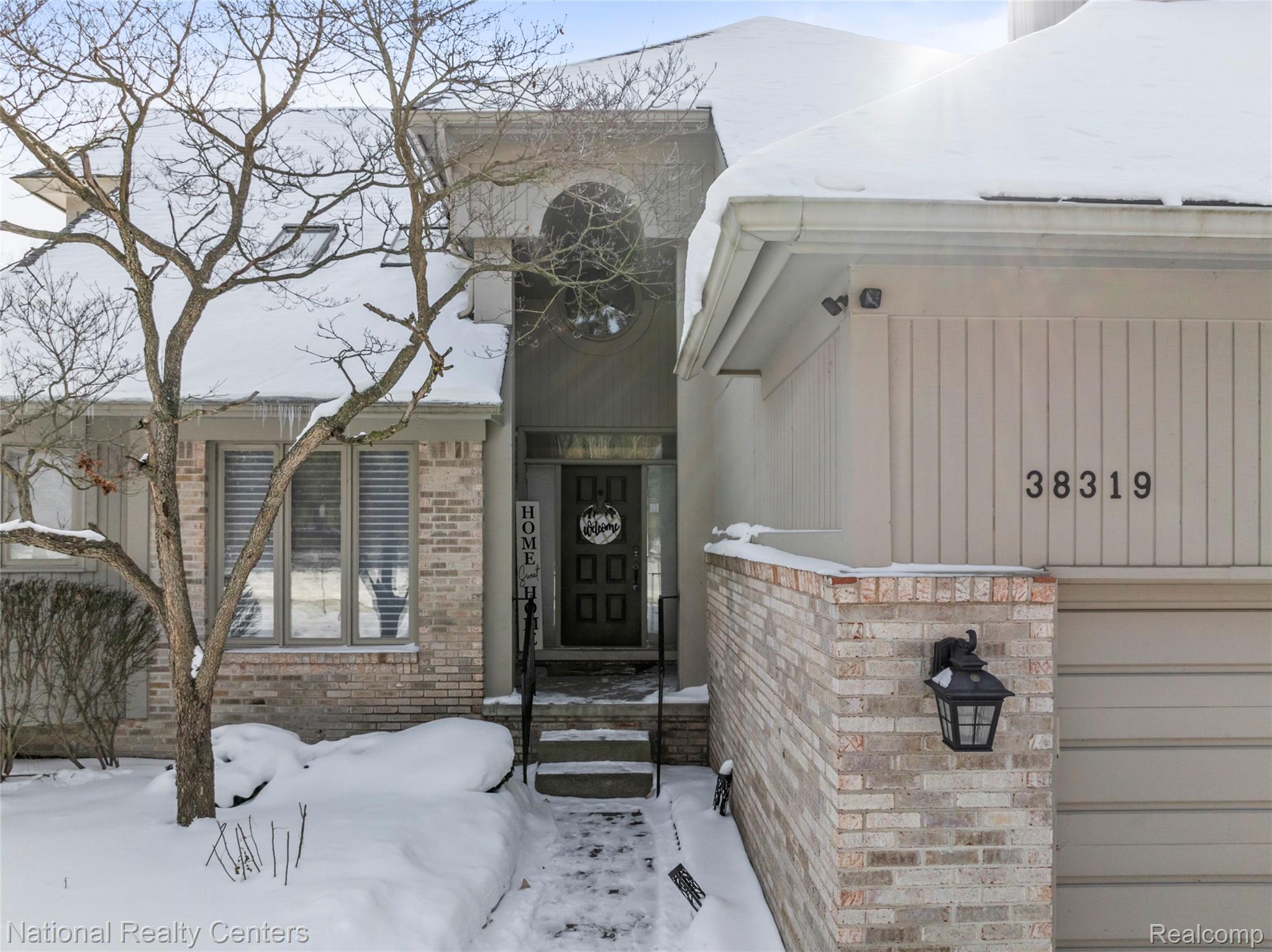 38319 Golfview Drive