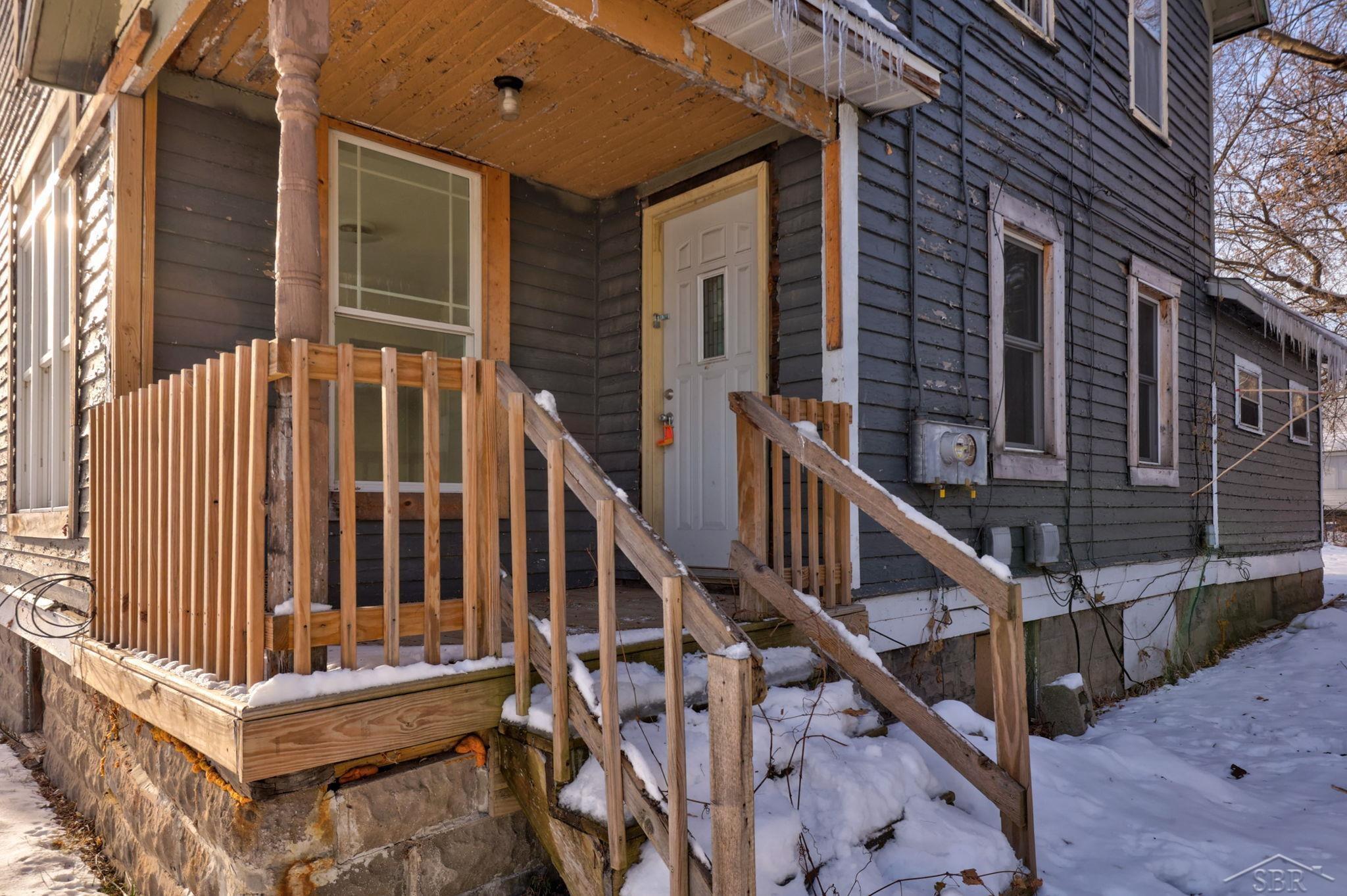 2249 S Hamilton Street