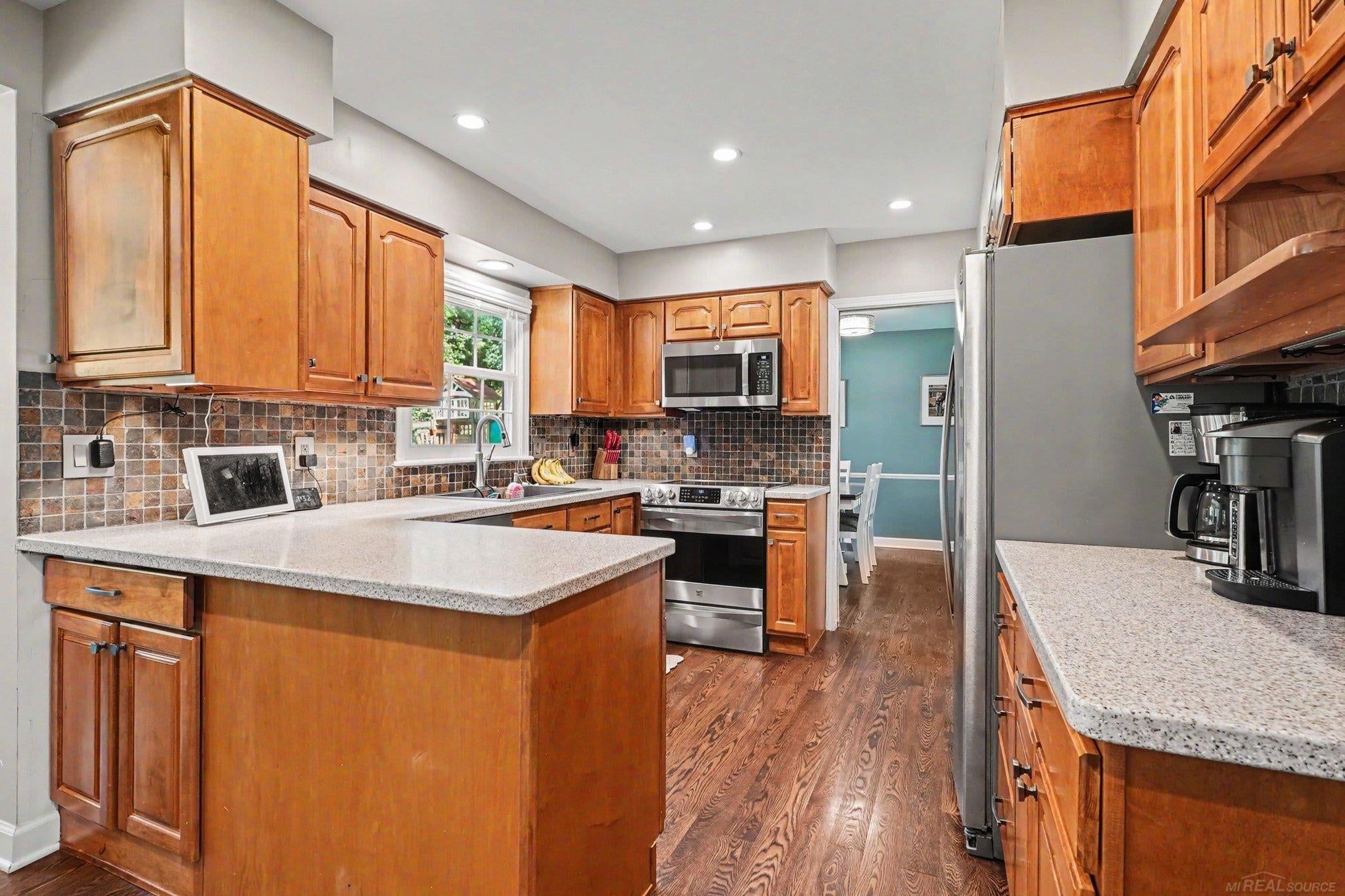 3229 Delevan Drive