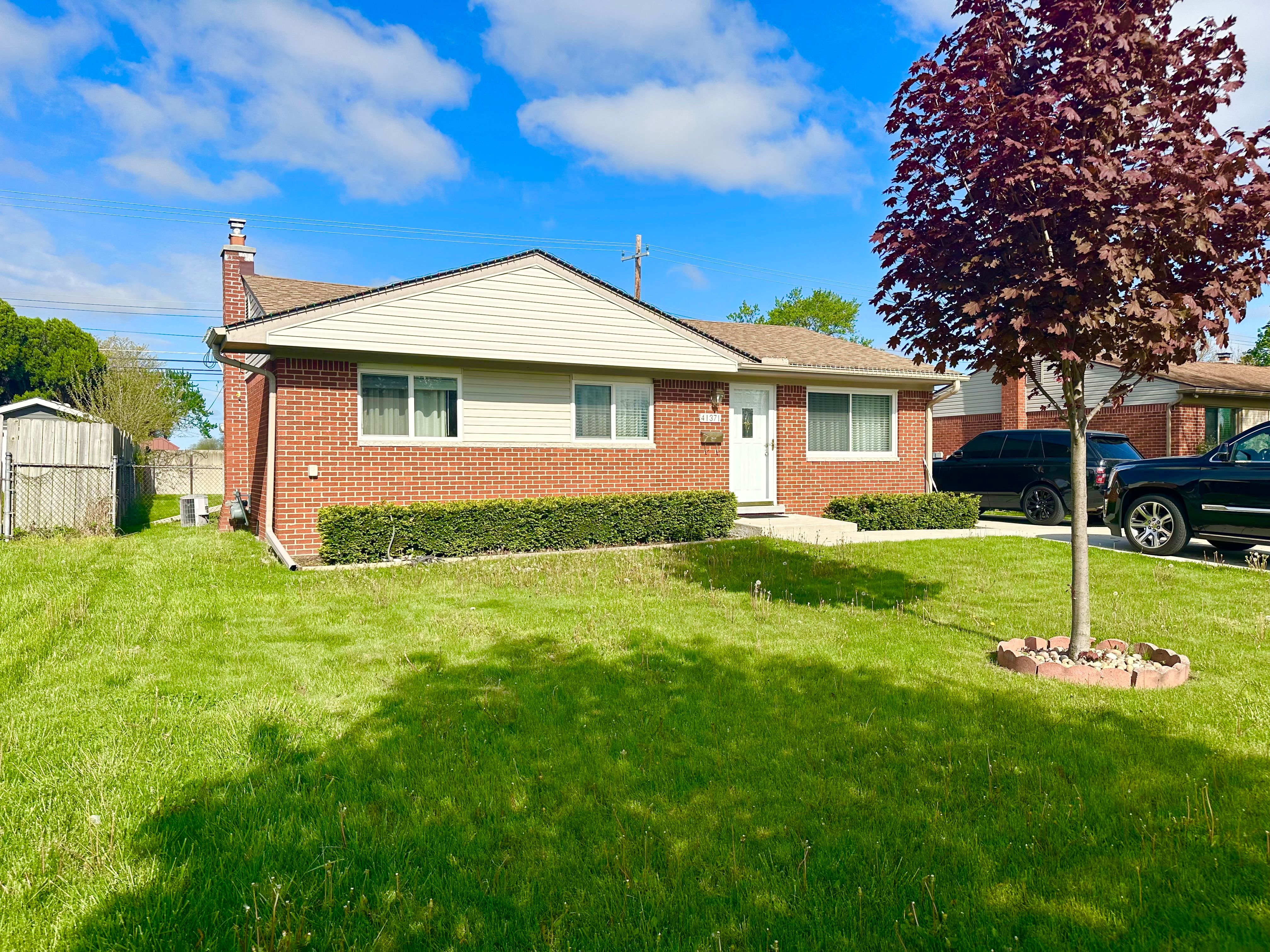 41371 HAMILTON Drive