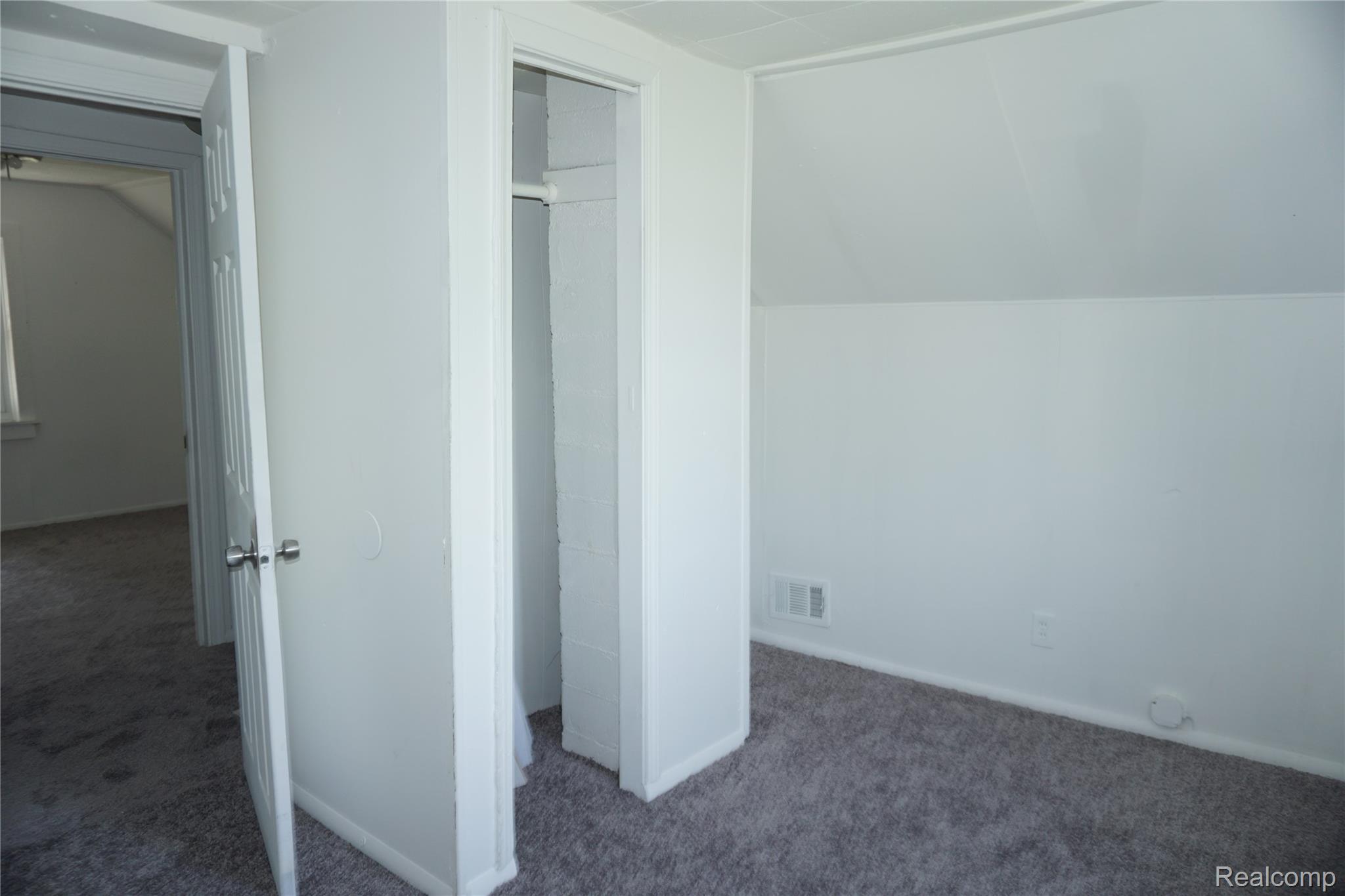 Inkster City, Michigan 48141, United States, 4 Bedrooms Bedrooms, ,1 BathroomBathrooms,Residential,Active,157509