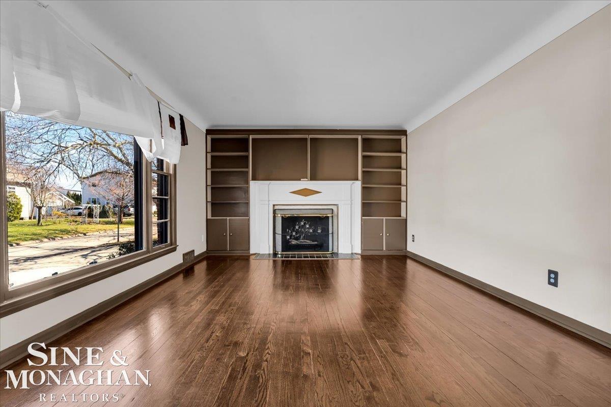 22616 Madison Street