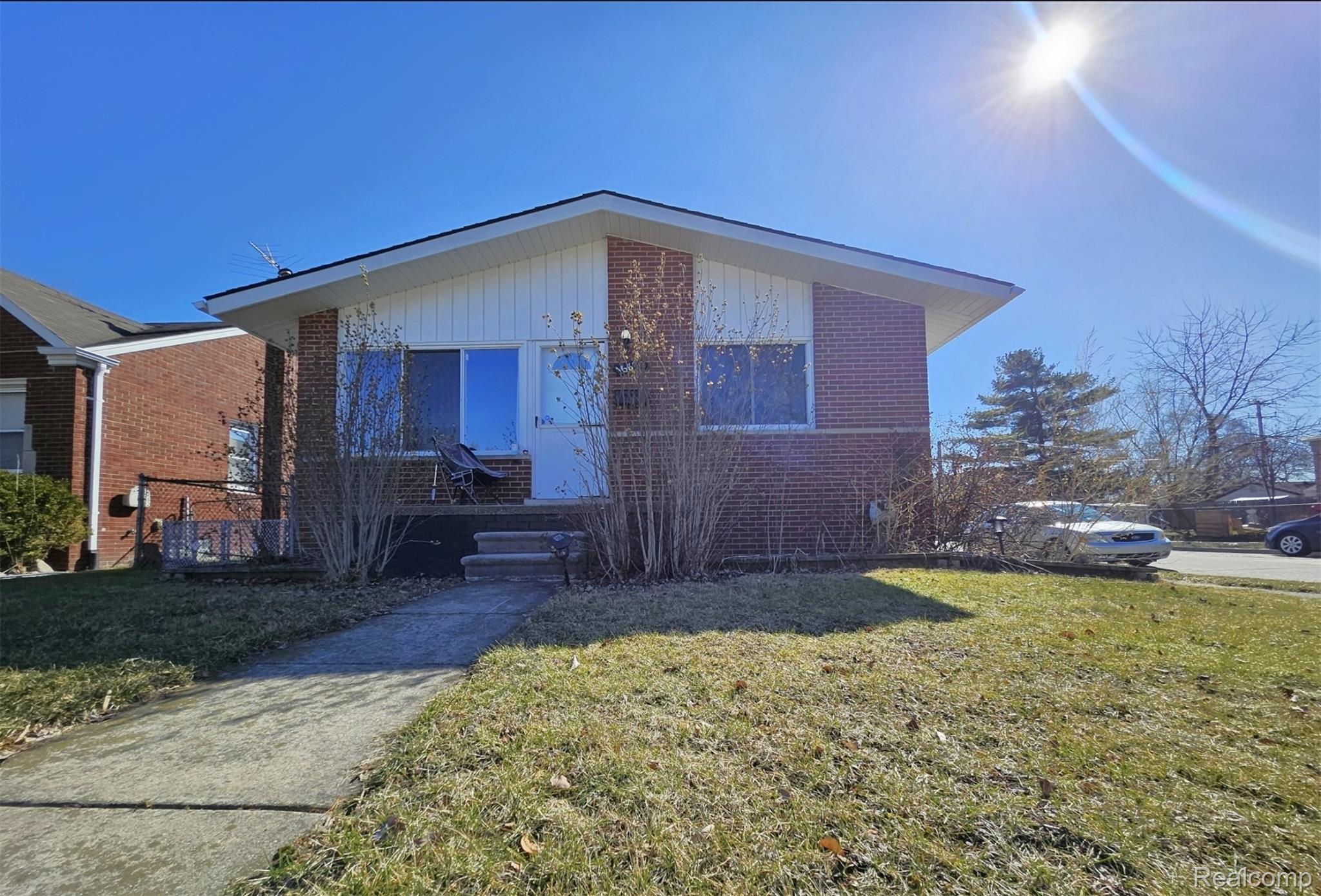 16830 S Stephens Drive E