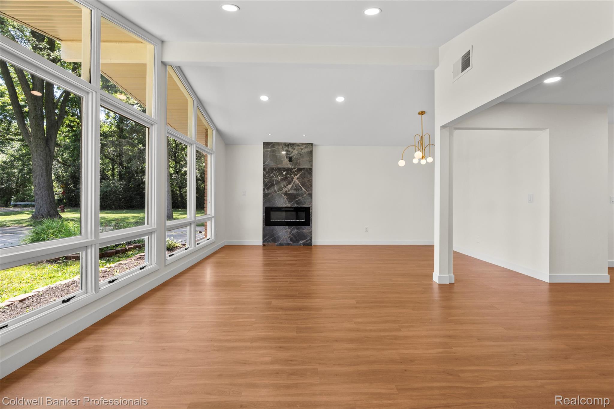 476 Kirk Lane Drive