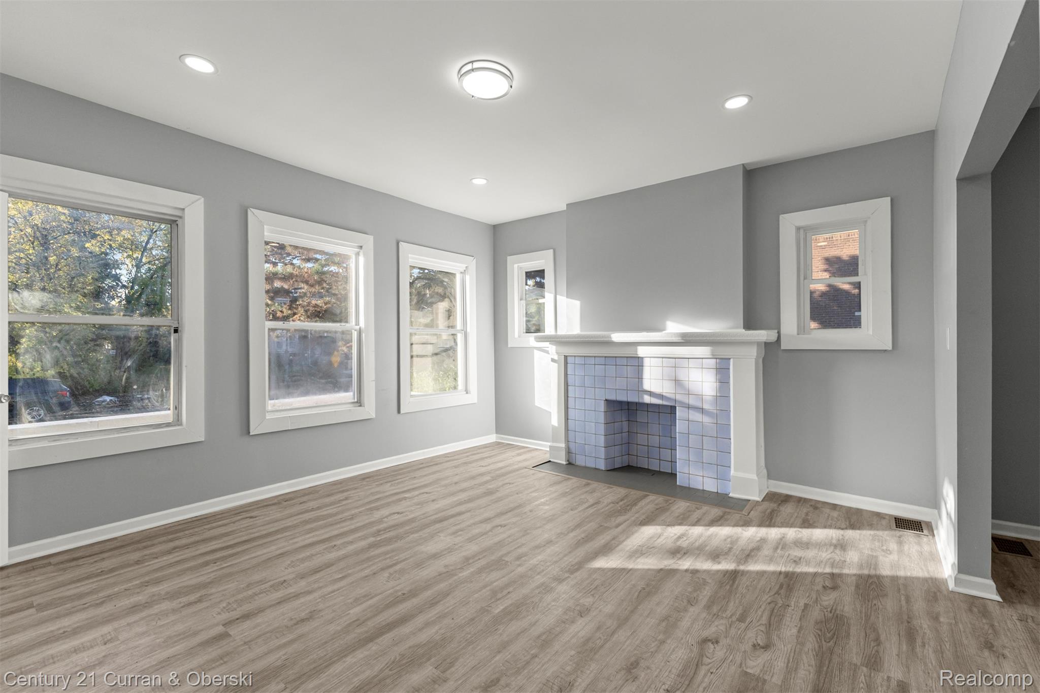 2638 Cortland Street