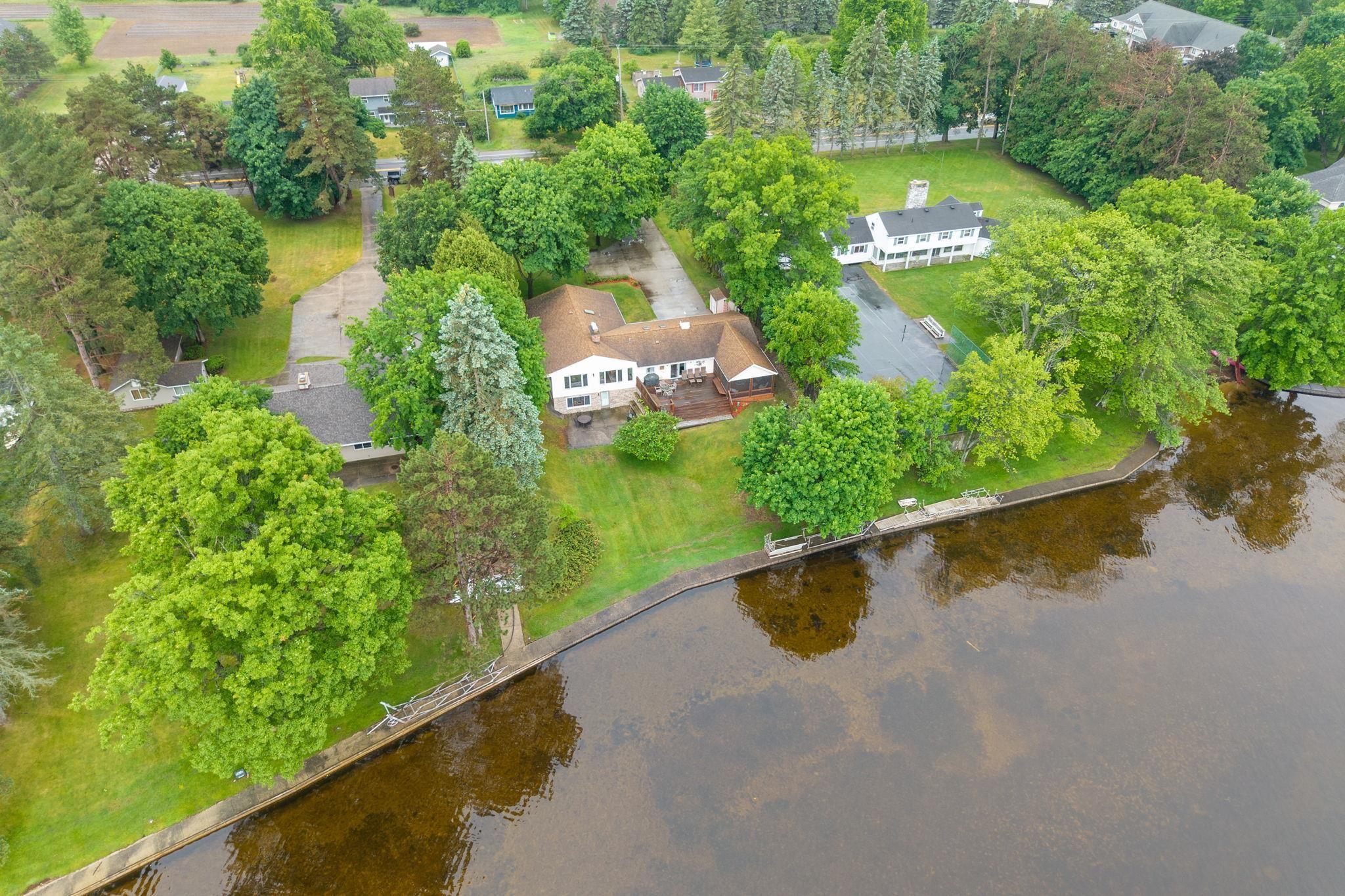 1020 Sunnyside Drive