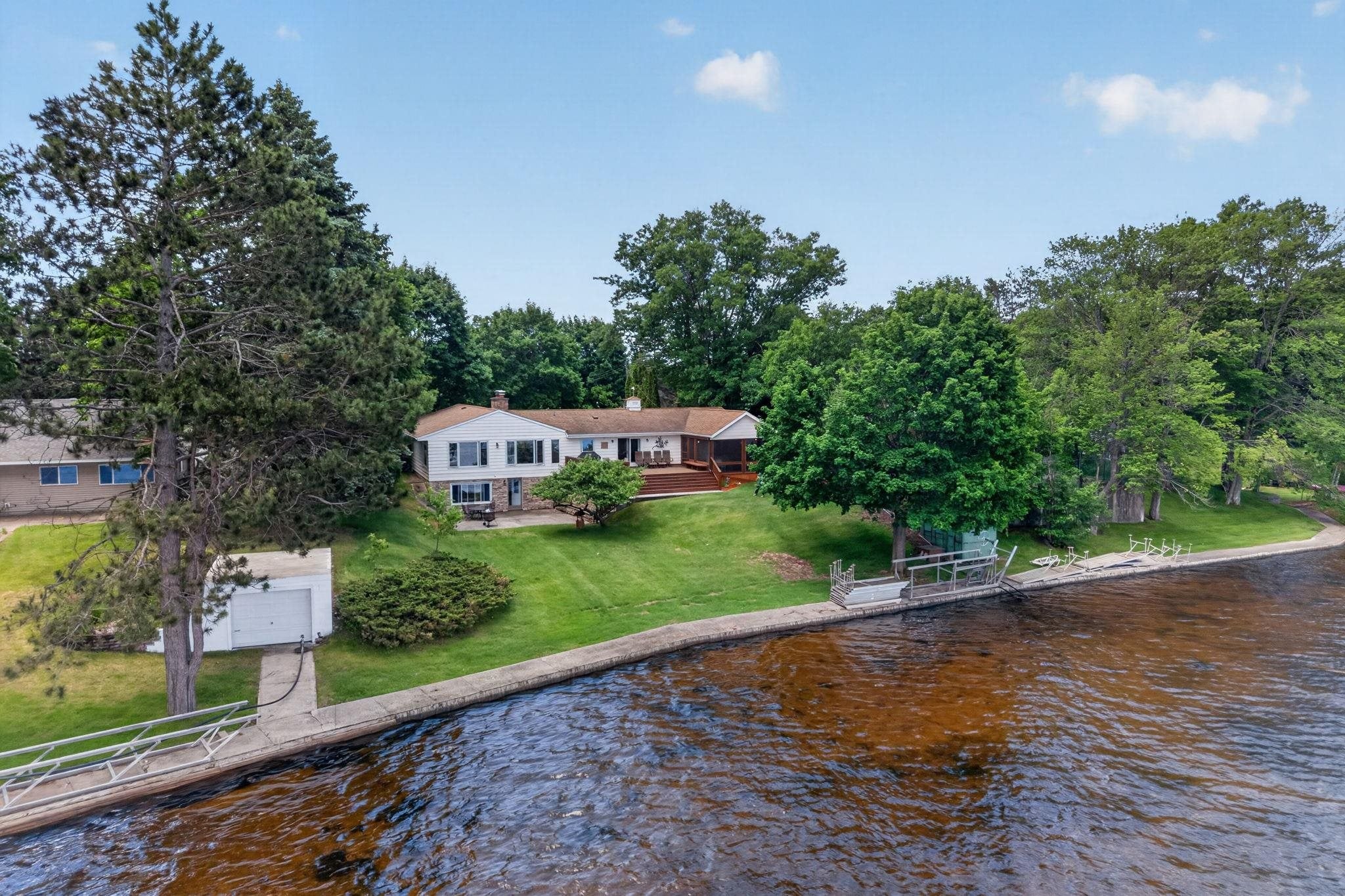 1020 Sunnyside Drive