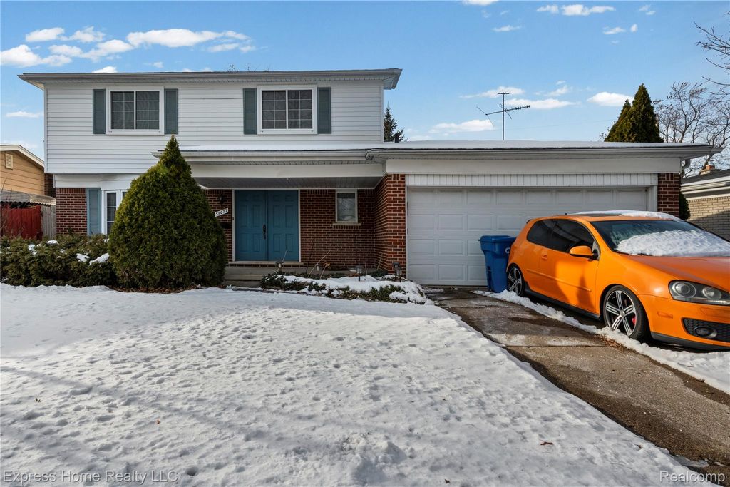 Photo of 31077 Shawn Drive, Warren City, MI 48088 (MLS # 20261014306)