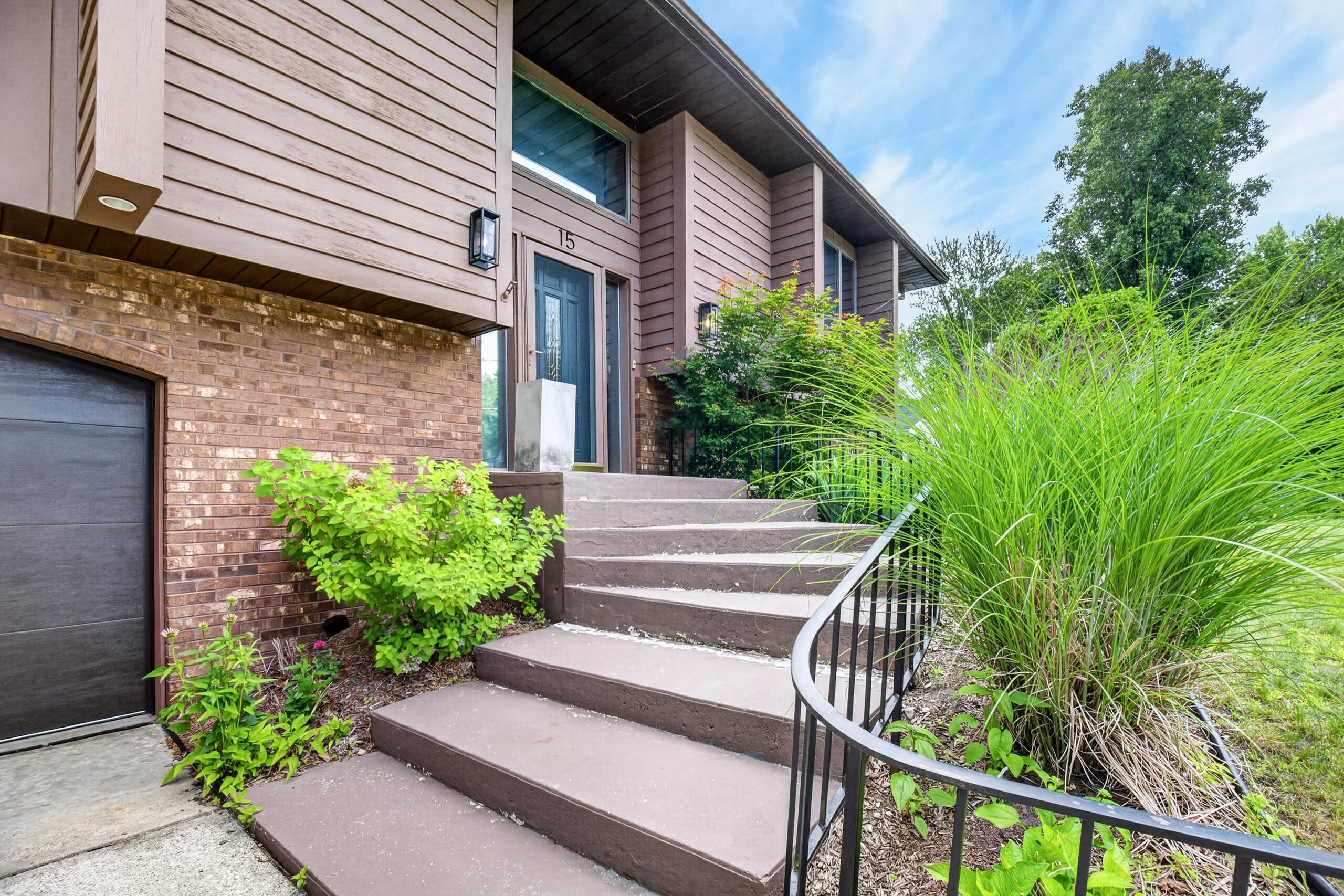 15 Bayshore Drive