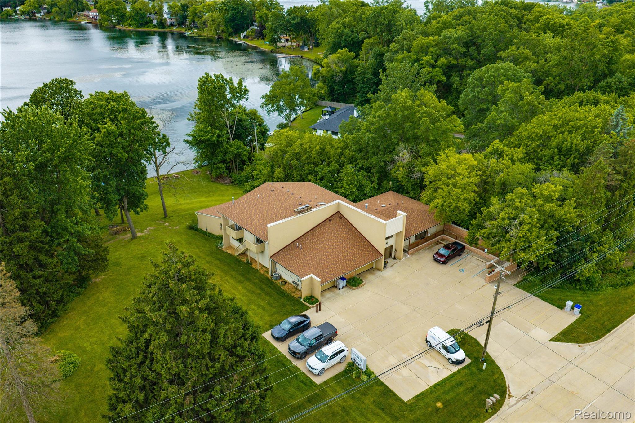 11032 Grand River Road