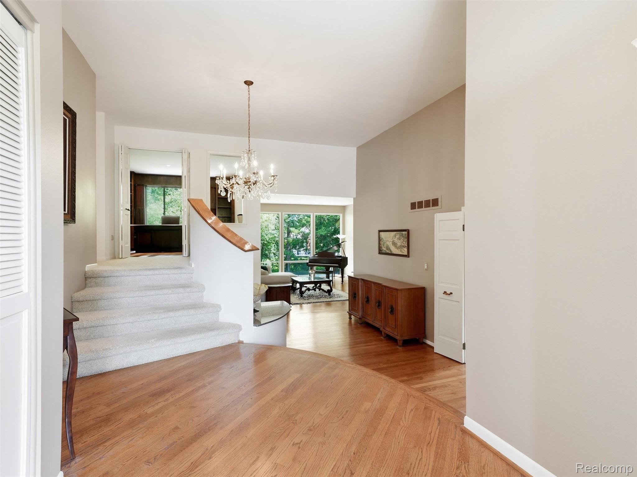 3300 Woodview Lake Road
