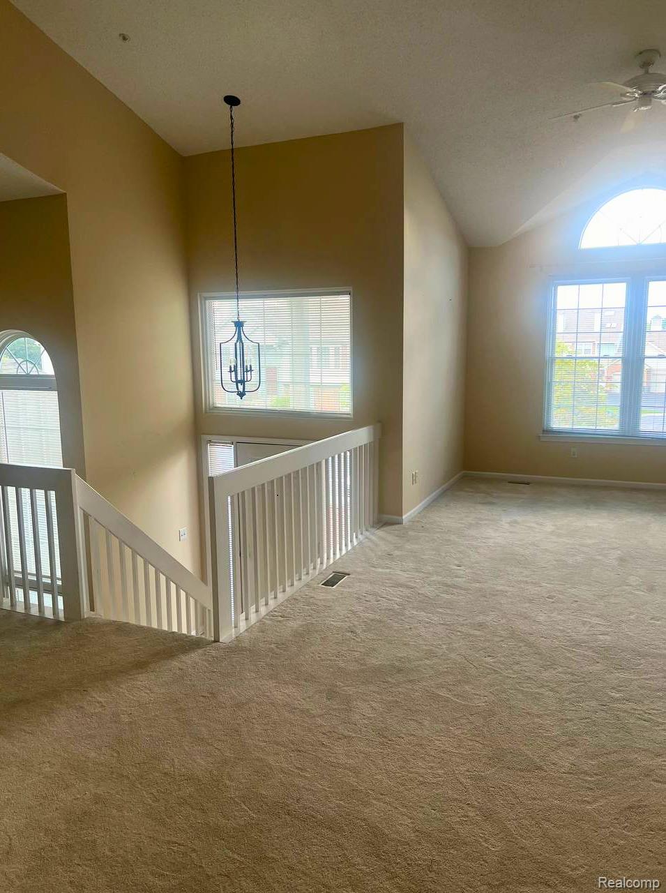 49862 Pointe Crossing