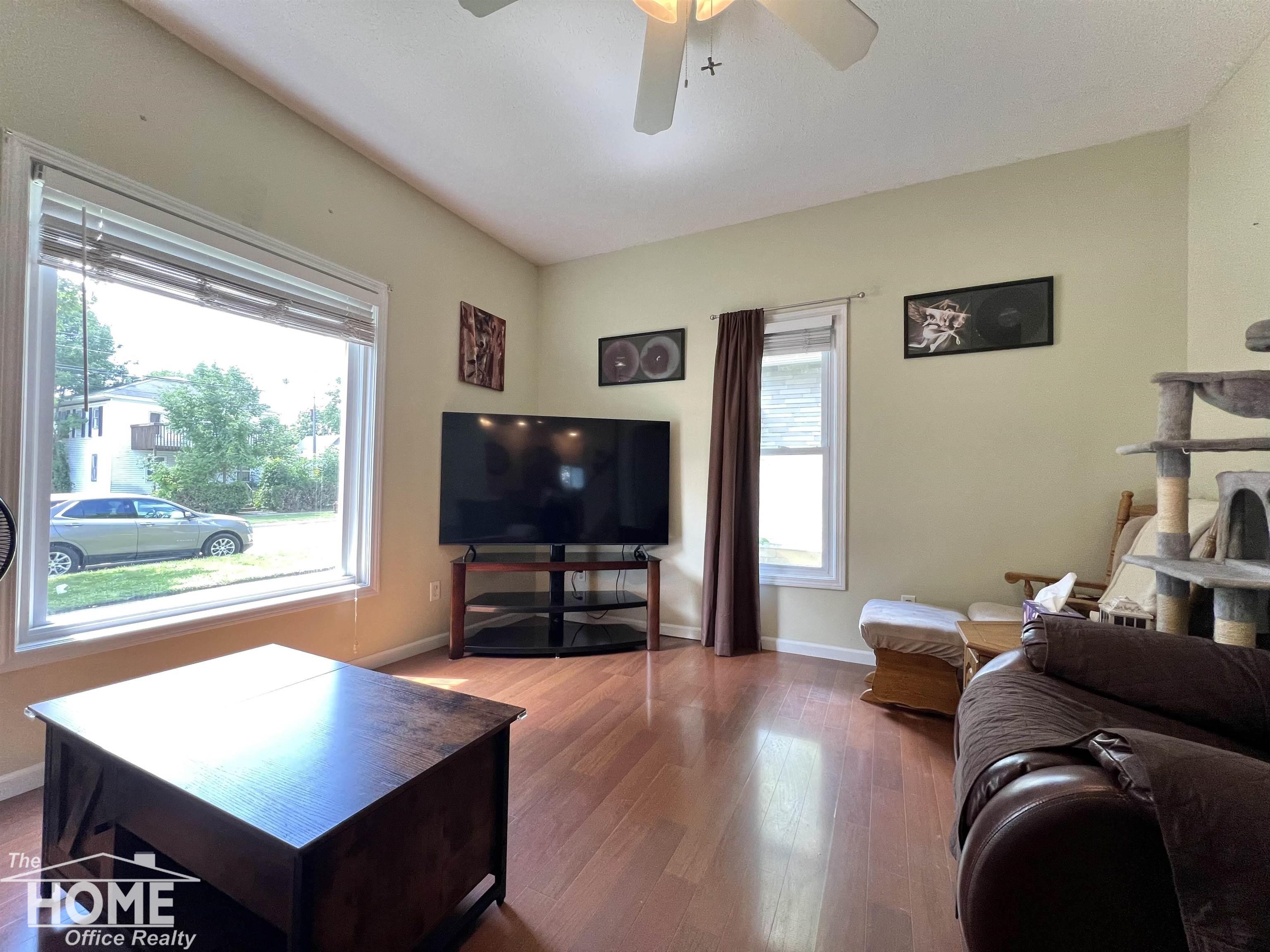110 W Perry Street