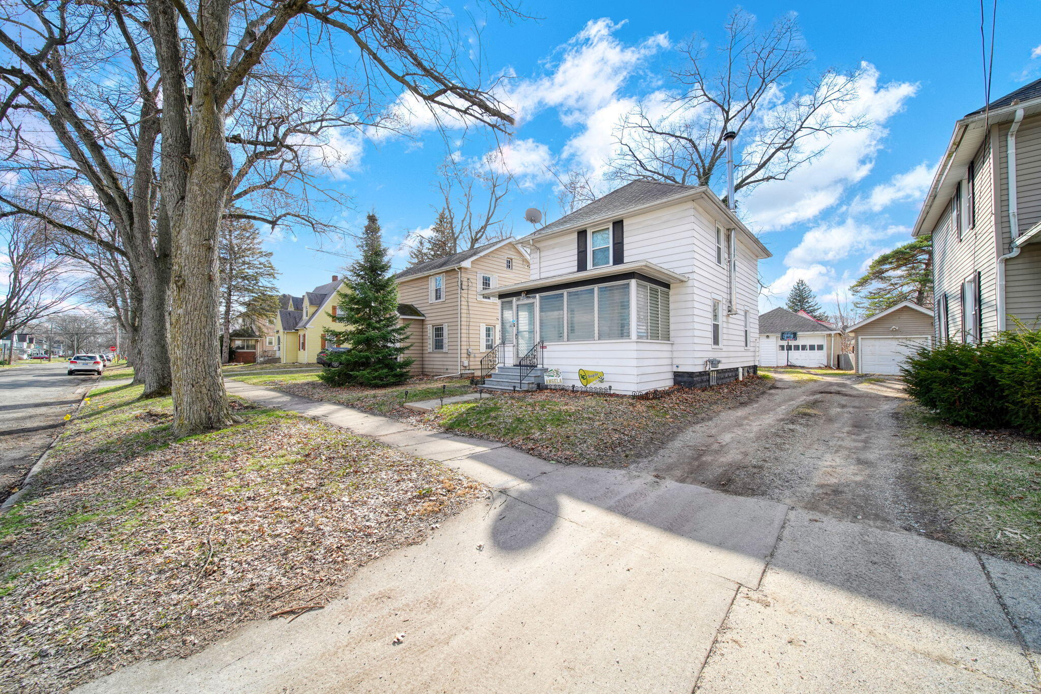 414 N Pleasant Street