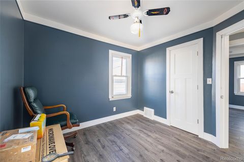 Tiny photo for 472 Mayflower Avenue, Lincoln Park City, MI 48146 (MLS # 20251060886)