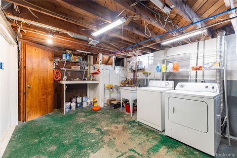 Tiny photo for 472 Mayflower Avenue, Lincoln Park City, MI 48146 (MLS # 20251060886)