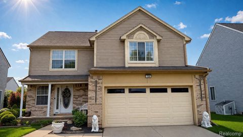 738 W Margaret Lane Pontiac City MI 48341